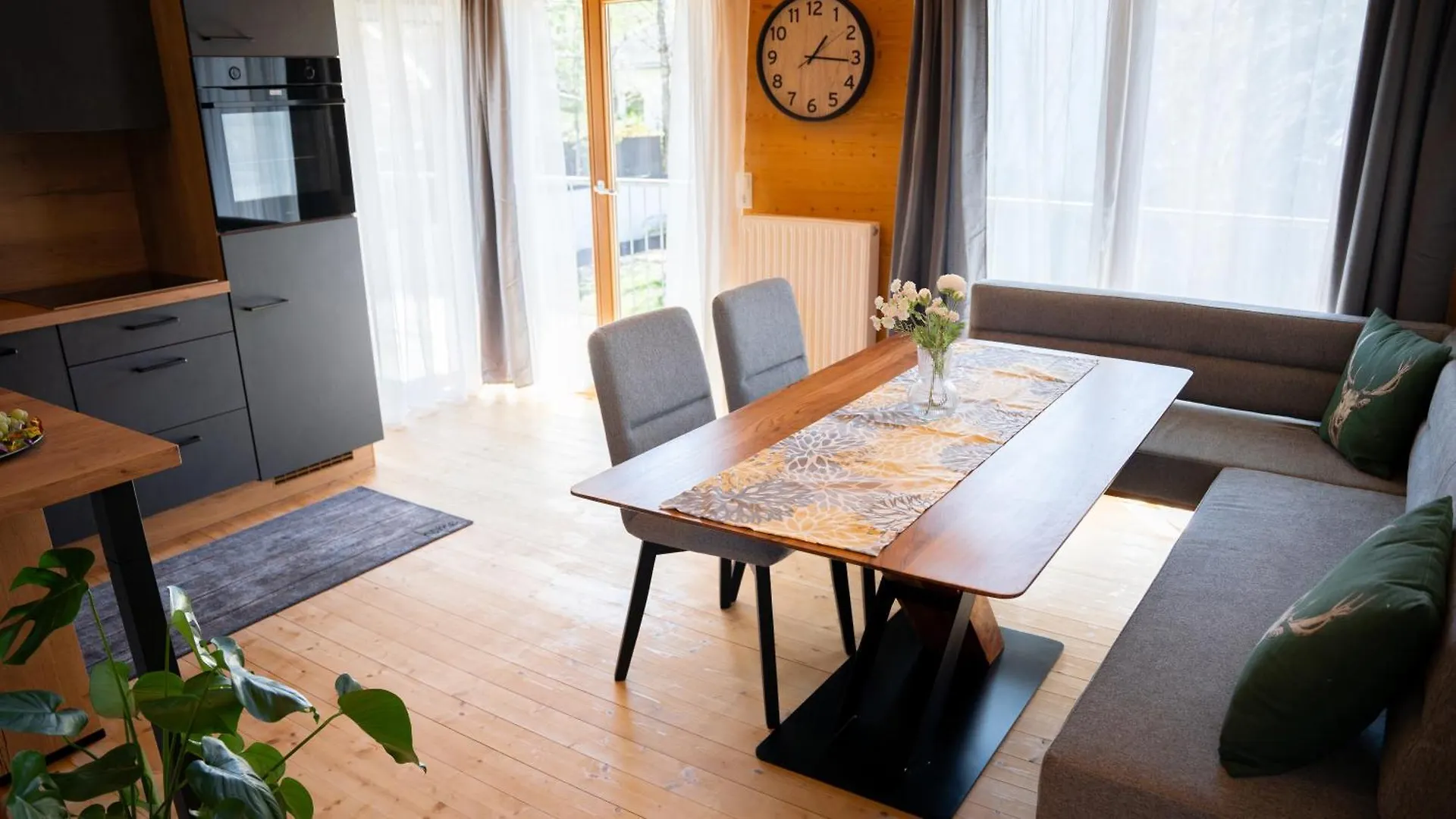 Eva Apartments - Nordkette Innsbruck 0*,  Österreich